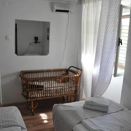 Apartment Marioni Buzet Exterior photo